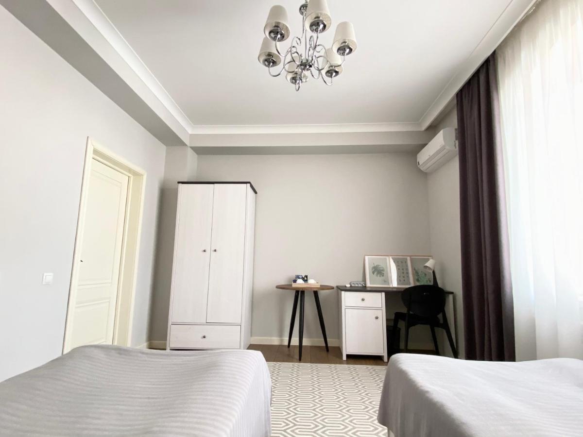 Aikol Guesthouse Bishkek Luaran gambar