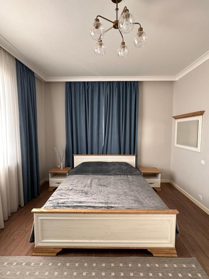 Aikol Guesthouse Bishkek Luaran gambar