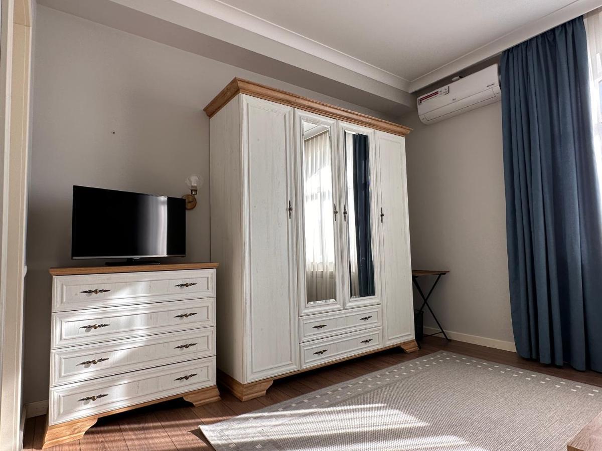 Aikol Guesthouse Bishkek Luaran gambar
